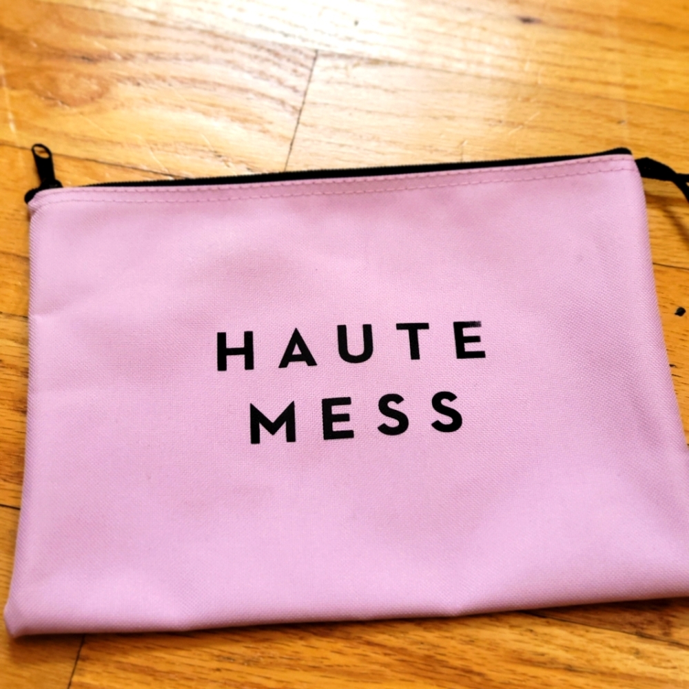 Haute mess bag